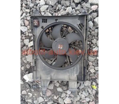 Вентилятор основний Renault Megane 2 Оригінал Б У  Renault Megane 2 - 2002 - 2008г.