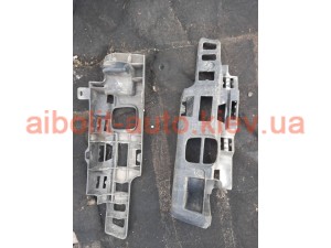 Кронштейн бампера Renault Megane 2 Оригінал Б У Кронштейн бампера Renault Megane 2 Оригінал Б У