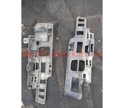 Кронштейн бампера Renault Megane 2 Оригінал Б У  Renault Megane 2 - 2002 - 2008г. Кузовные детали