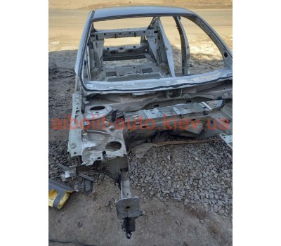 Четверть передня Renault Megane 2 Оригінал Б У  Renault Megane 2 - 2002 - 2008г. Кузовные детали