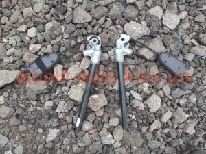 Засувки передніх ремнів Megane 2