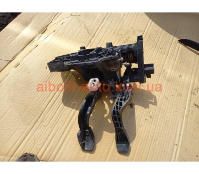 Блок педалів Fiat Doblo 263  Fiat Doblo 2010 - 2016р.