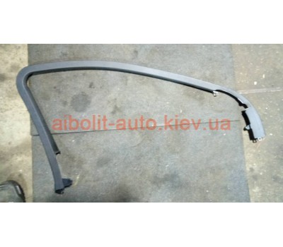 Уплотнитель передней двери Круз  Chevrolet Cruze Кузовные детали