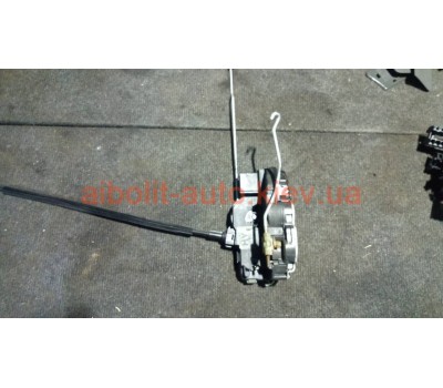 Замок передней правой двери Круз  Chevrolet Cruze Кузовные детали