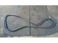 Уплотнитель багажника Круз