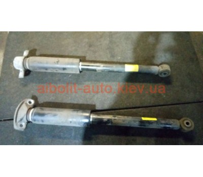 Задний амортизатор Круз  Chevrolet Cruze
