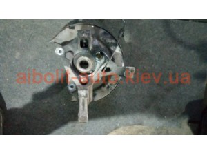 Поворотный кулак передний Круз