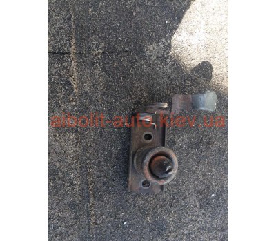 Замок капота Авео  Chevrolet Aveo Кузовные детали