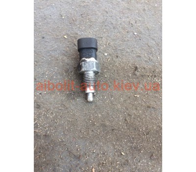 Датчик заднего хода Авео  Chevrolet Aveo