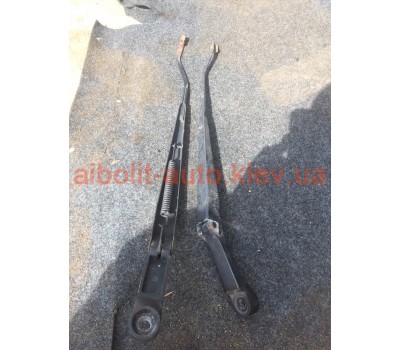 Щеткодержатель передний Авео  Chevrolet Aveo