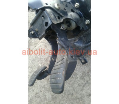 Педаль сцепления Кенго 1998 - 2008  Renault Kangoo 1998 - 2008г.