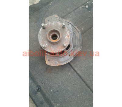 Кулак поворотный передний левый Кенго 1998 - 2008  Renault Kangoo 1998 - 2008г.