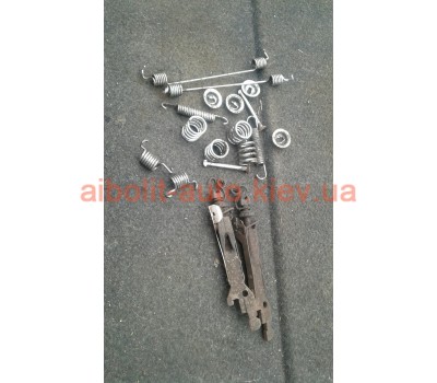 Механизм троса ручника Кенго 1998 - 2008  Renault Kangoo 1998 - 2008г.