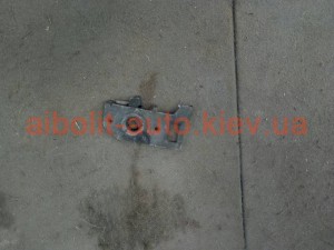 Замок капота нижняя часть лачетти Замок капота нижняя часть лачетти