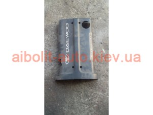 Декоративная крышка Ланос 1.6 Декоративная крышка Ланос 1.6