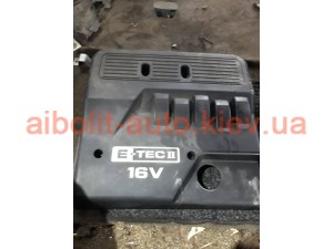 Декоративная крышка Лачетти 1.6