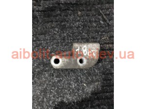 Кронштейн генератора верхний 1.8 Sed лачетти