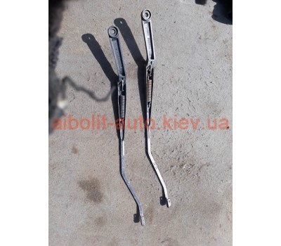 Щеткодержатель передний левый, правый Ланос\Сенс  Daewoo Lanos