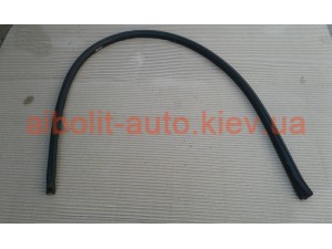 Уплотнитель капота Ланос\Сенс