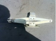 Домкрат Ланос\Сенс