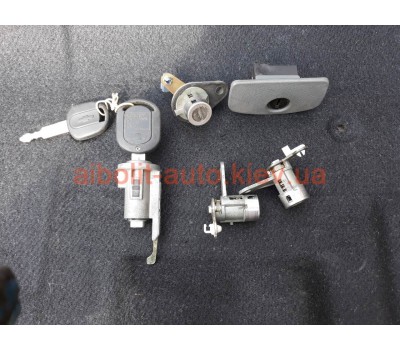 Комплект ключей лачетти хетчбег  Chevrolet Lacetti