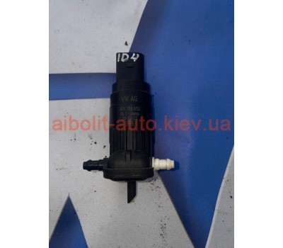 Насос омивача скла оригінал VAG 1K6955651 VW ID.4  Volkswagen ID.4 2021 - 2023 р.