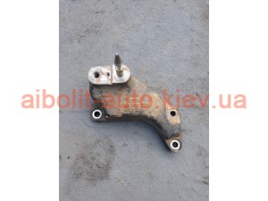 Кронштейн коробки передач МКПП лачетти Кронштейн коробки передач МКПП лачетти