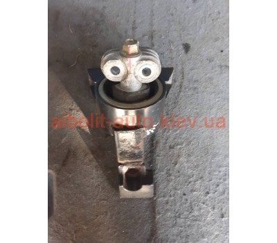 Подушка коробки левая лачетти  Chevrolet Lacetti