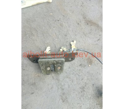 Замок крышки багажника лачетти хетчбег  Chevrolet Lacetti