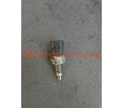 Датчик заднего хода лачетти  Chevrolet Lacetti