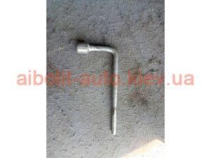 Баллонный ключ лачетти