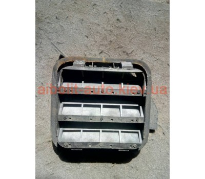 Жабра вентиляции воздуха правая лачетти  Chevrolet Lacetti