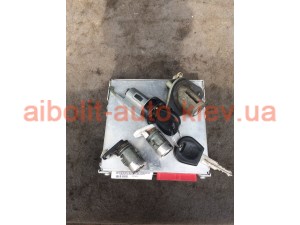 Блок управление двигателем Ланос 1.6